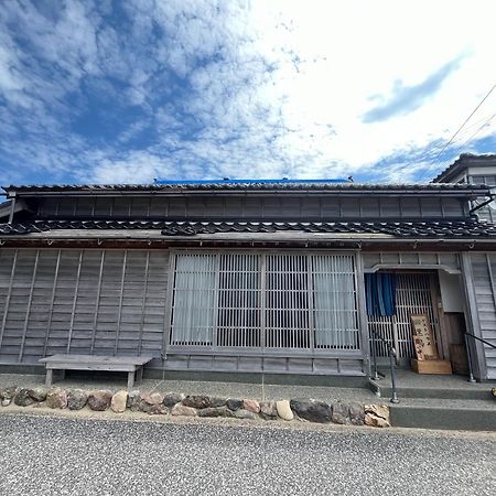 ゲストハウス黒島 Anamizu Exteriér fotografie