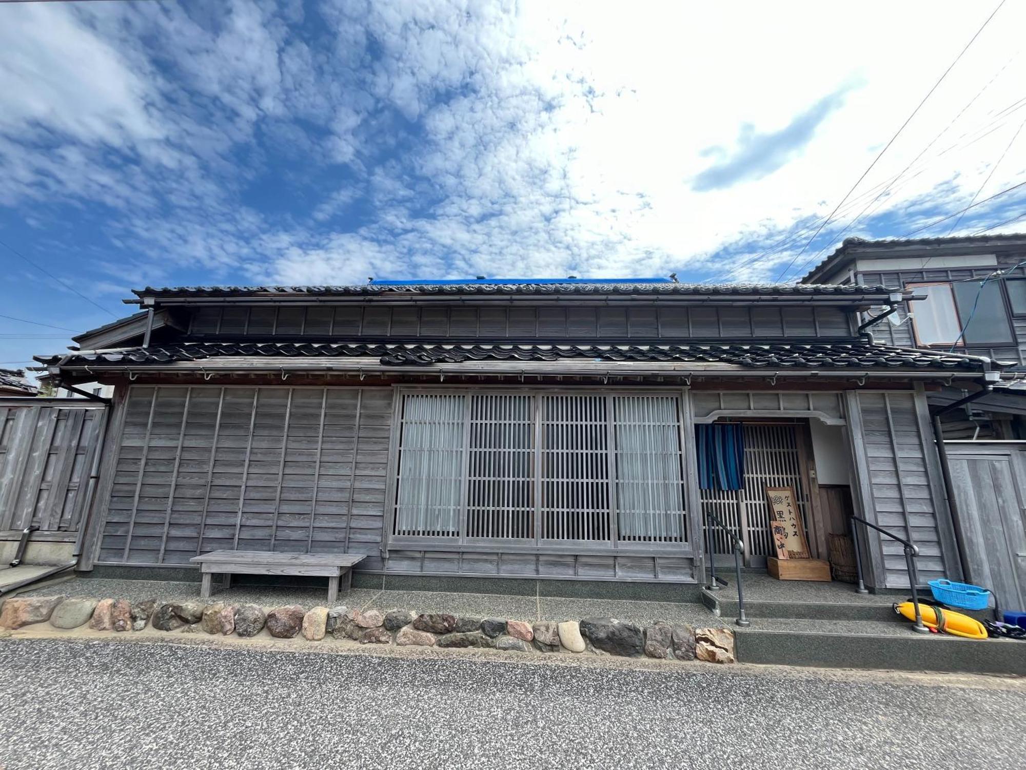 ゲストハウス黒島 Anamizu Exteriér fotografie